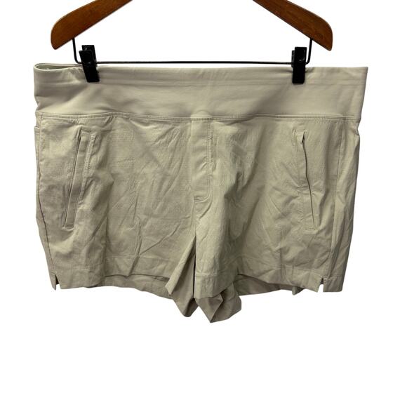 Athleta Pants - Athleta Women’s Trekkie Shorts sz 20 Pull On NEW #H532